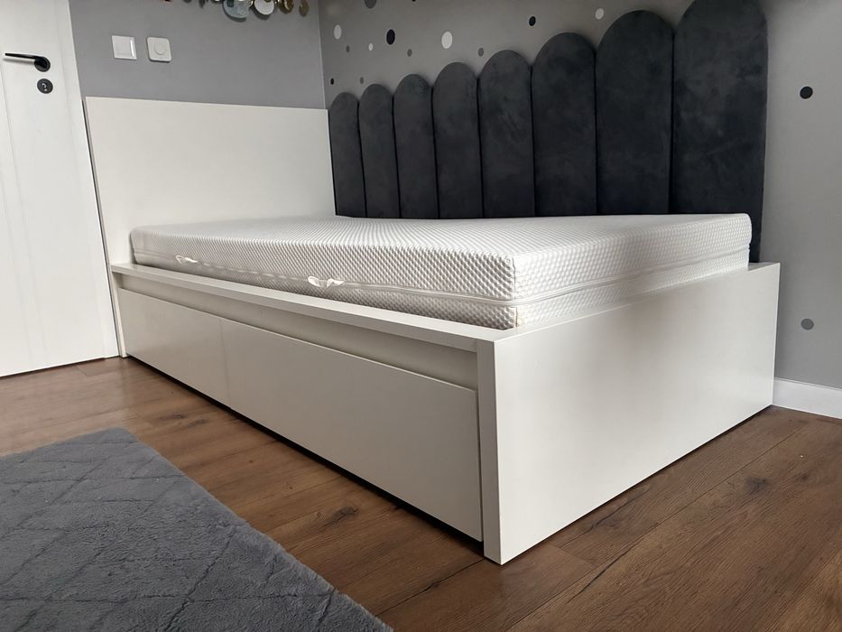 Łóżko rama + materac Ikea Malm 90x200 z szufladami