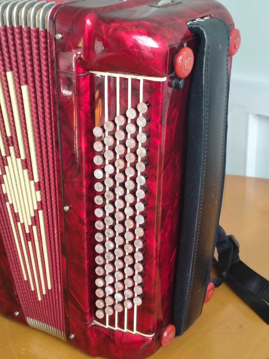 Acordeão Crucianelli Piermaria