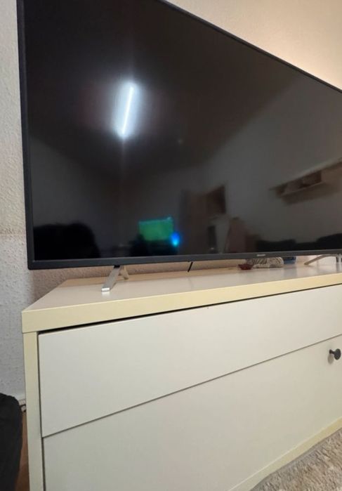 Продам телевізор Sharp на запчастини .