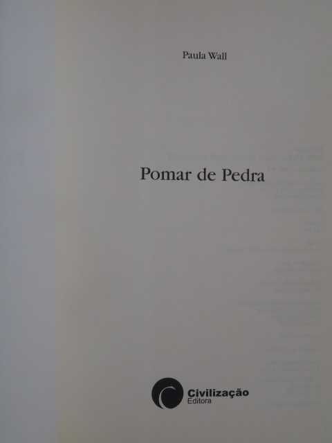 Pomar de Pedra de Paula Wall