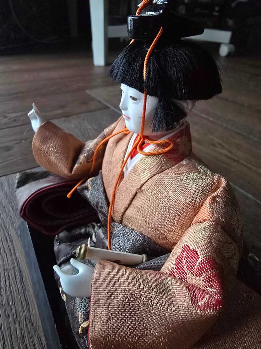 Japońska lalka Hina muzyk