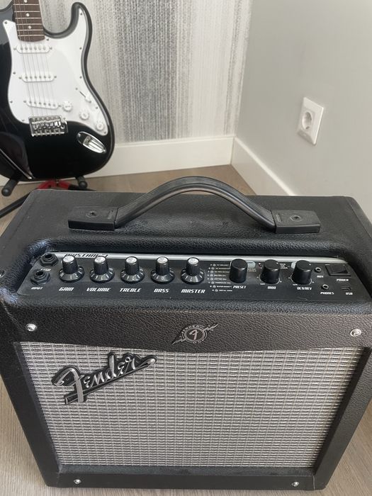 Guitarra Elétrica Harley Benton ST-20 + Amplificador + TODOS os ACESSÓRIOS
