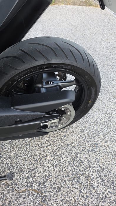 Tmax 560 dx 2021