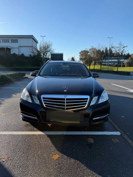 Mercedes E-Class 22064750407789953124