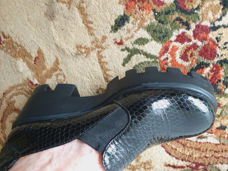 Туфлі шкіряні на тракторній підошві