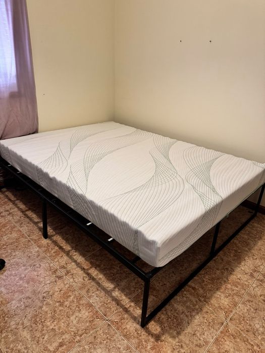 Cama com colchão