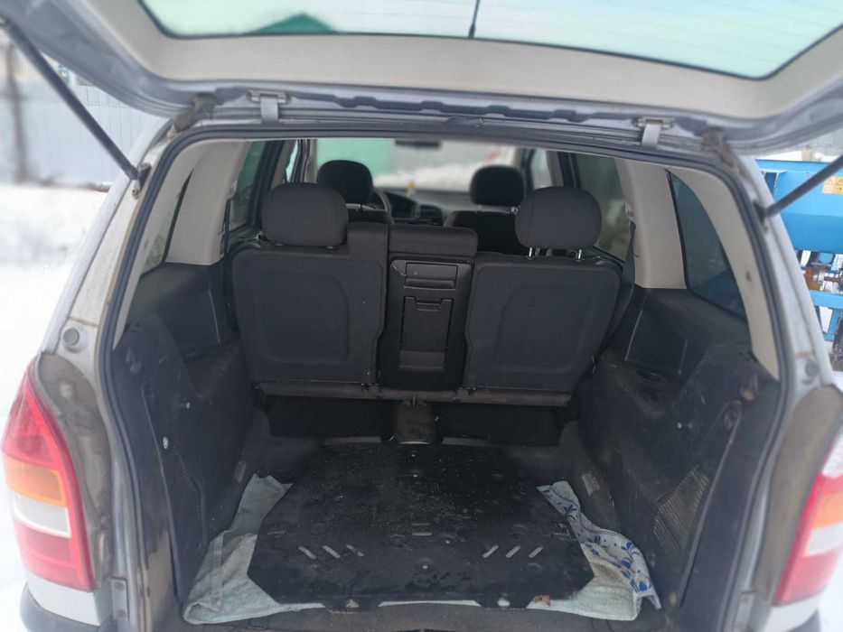 Opel Zafira 2004 года