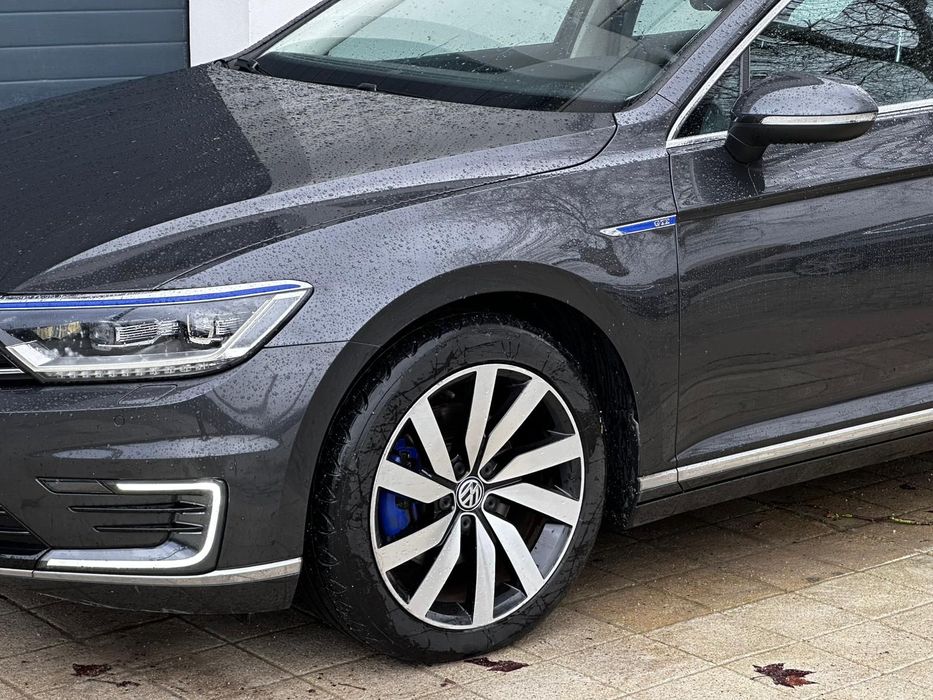VW Passat