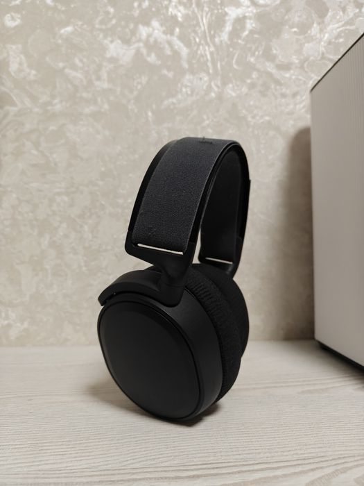 Ігрові навушники SteelSeries Arctis 7+