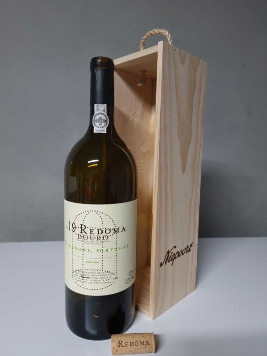 Garrafas vazias Louis Roederer, Porto, - 1,5Lt+ Caixas de madeira