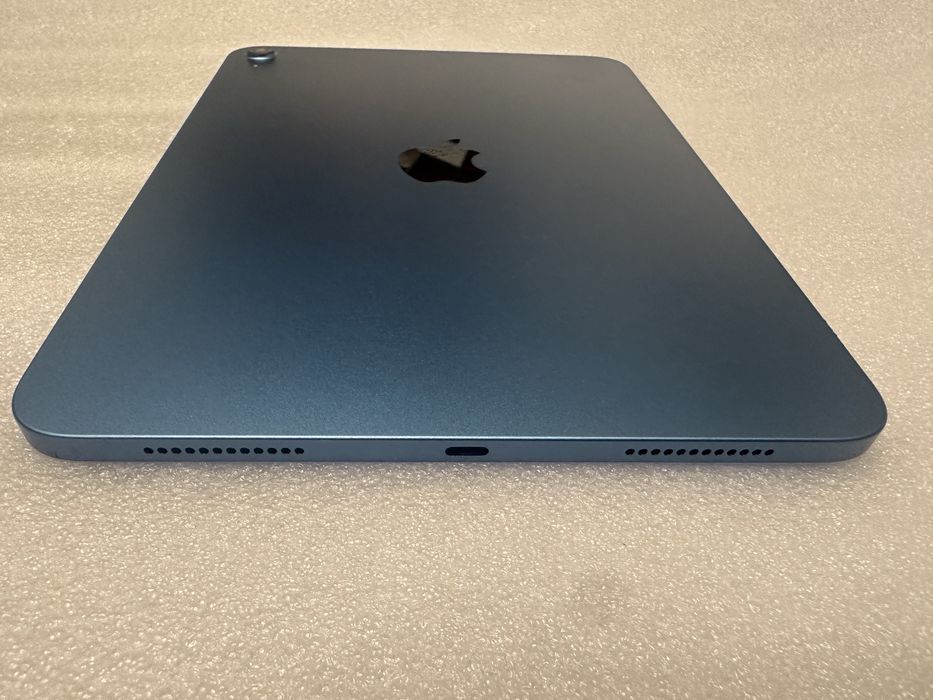 iPad 10.9 (11Gen) 256гб 2025 wi-fi батарея 1 цикл