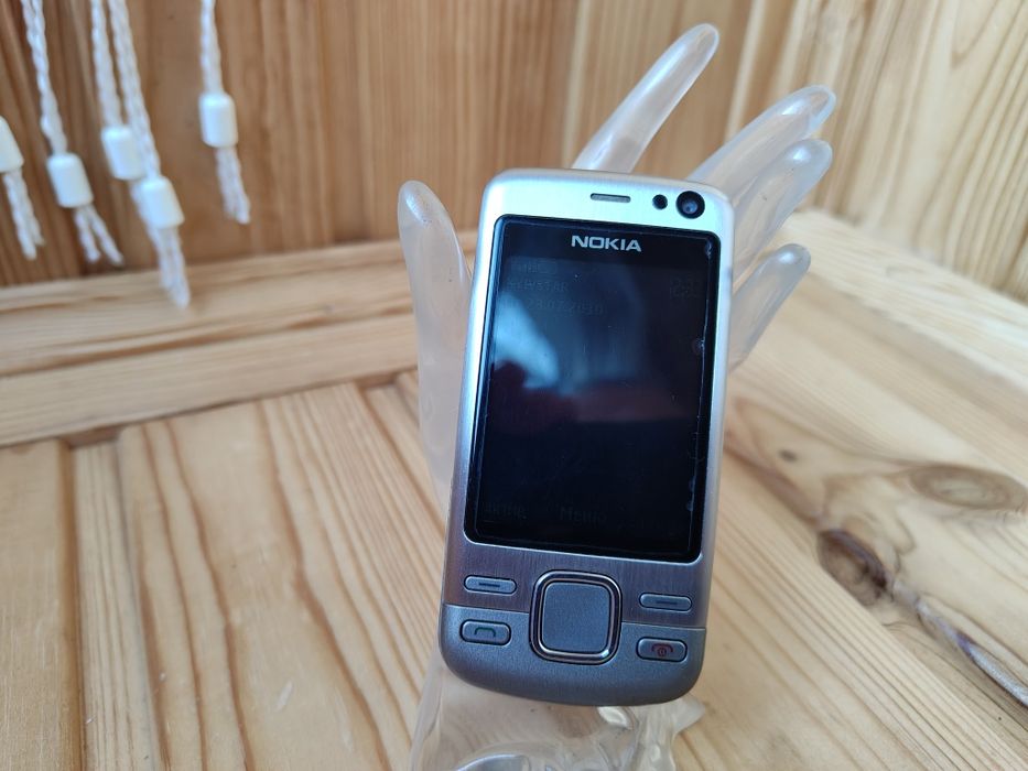 Nokia 6600i           .