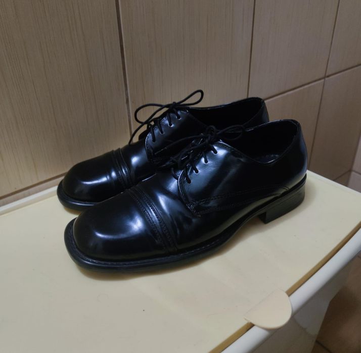buty obuwie 40 eleganckie artigiana buty  ciemne obuwie garniturowe ga