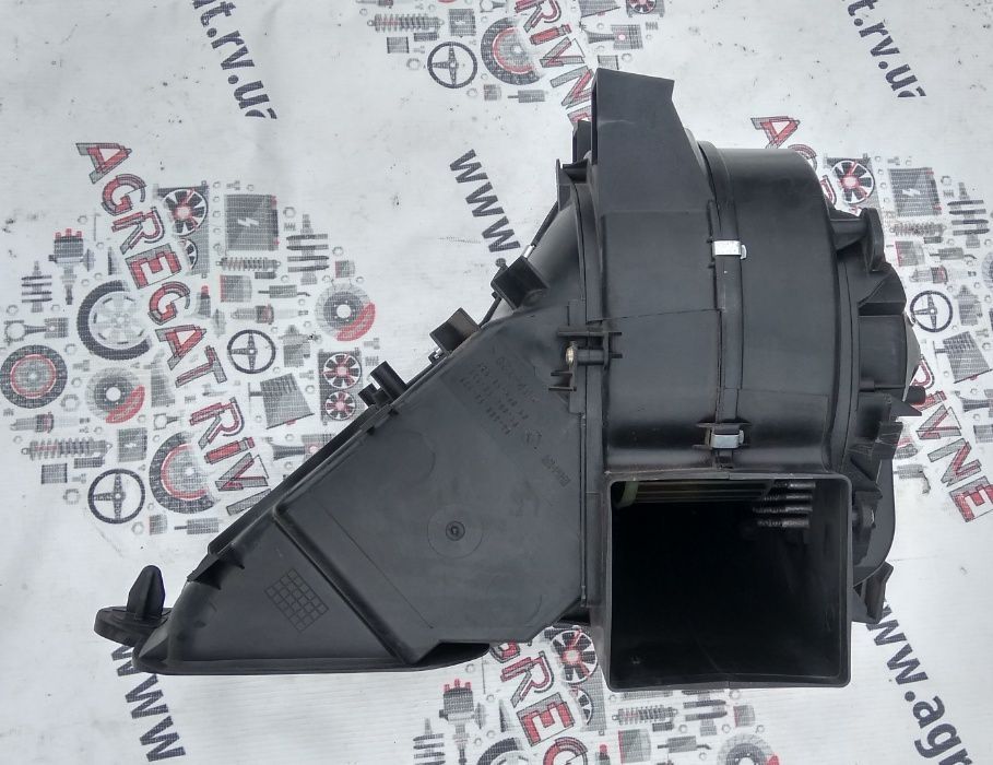 Корпус Регулятор Моторчик Радиатор печки Пічка Scudo Jumpy Expert 96+