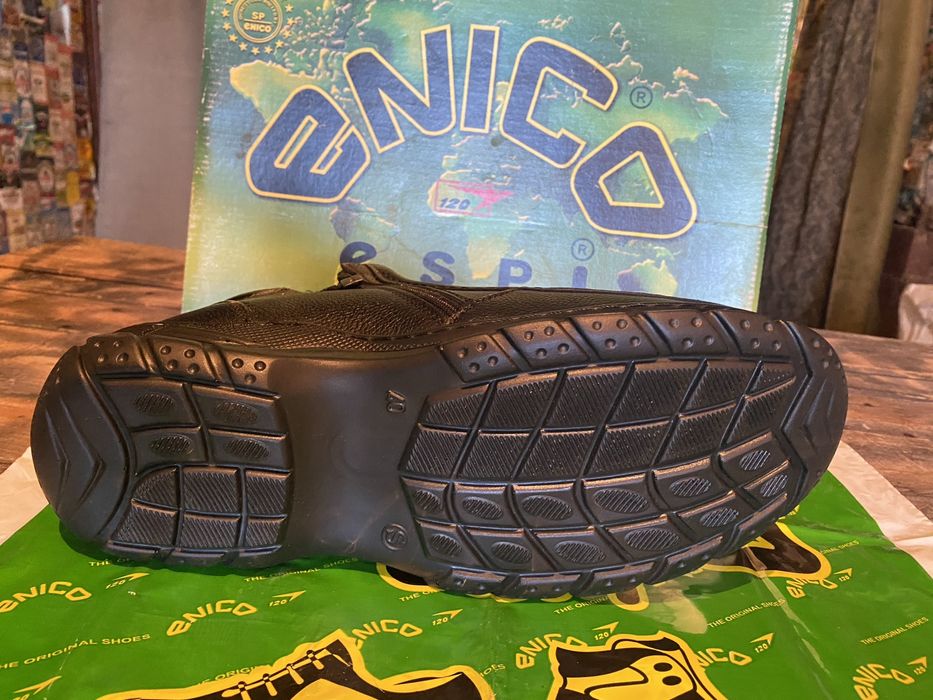 Зимові черевики “enico” з натуральної шкіри та натуральним хутром 40р