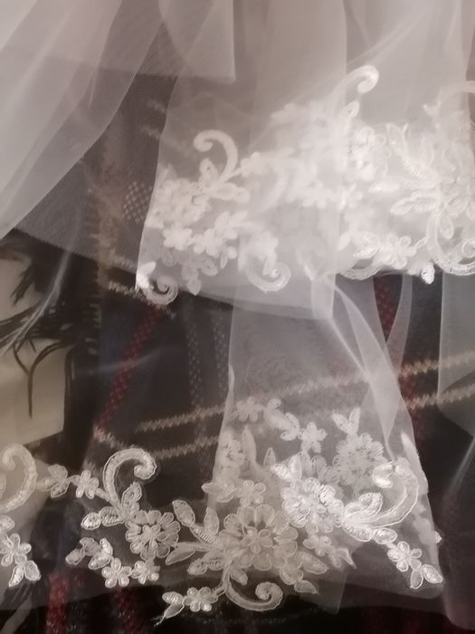 Фата невесты, свадебная фата, белая ажурная 78 см