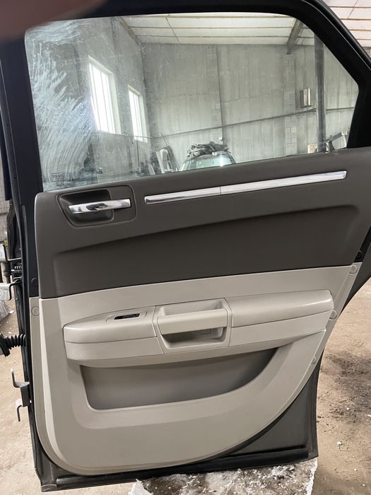 Дрері взборі Chrysler 300C