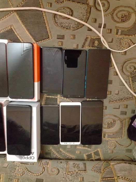 Телефоны Samsung / Xiaomi / oppo и другие (цены в описании)
