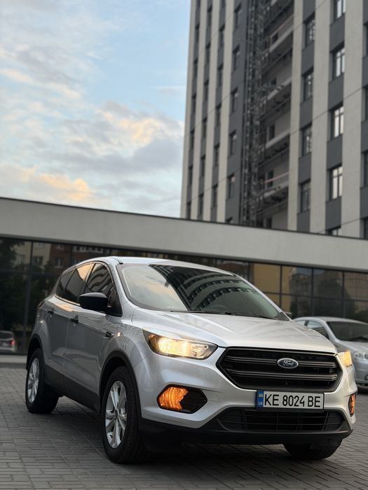 Ford Escape 2.5 2018 г. Форд Ескейп