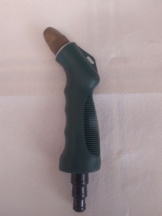 Пистолет для полива .