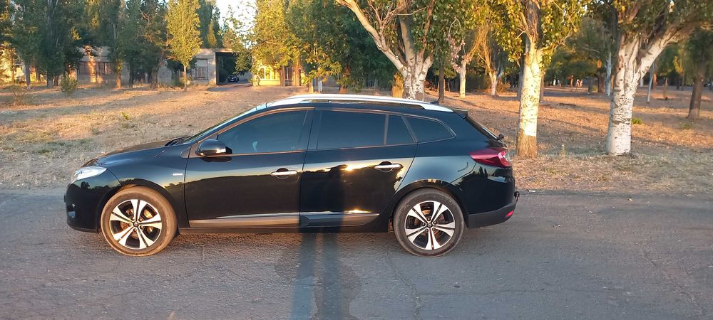 Продаю Рено меган 3