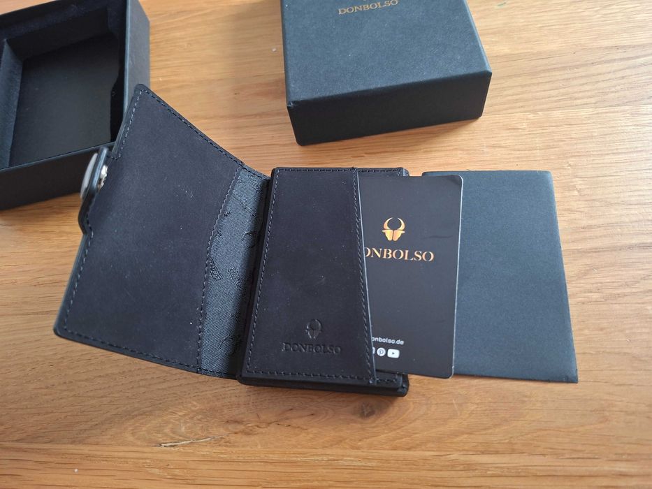 Portfel męski skórzany DONBOLSO RFID czarny slim