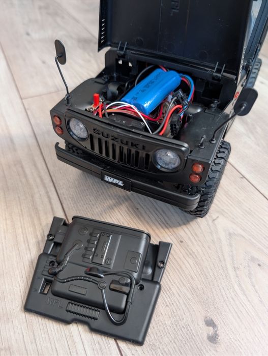 Model RC Suzuki Jimmy WPL C84