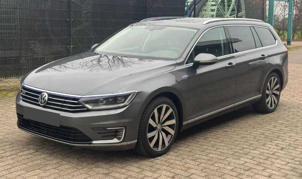 Passat B8 GTE HYBRYDA benz+prąd VirtualCocpit Dynaudio Skóra Panorama!