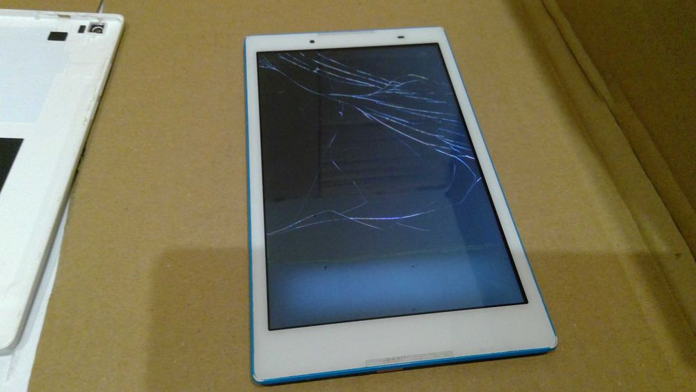 Tablet Lenovo 8 cali T167