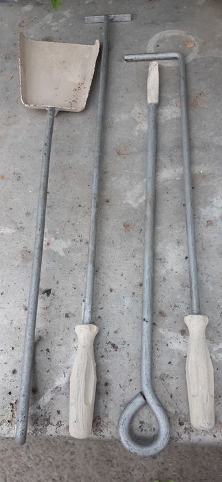 До пічки,мангала - подарок :Совок.кочерга каміна