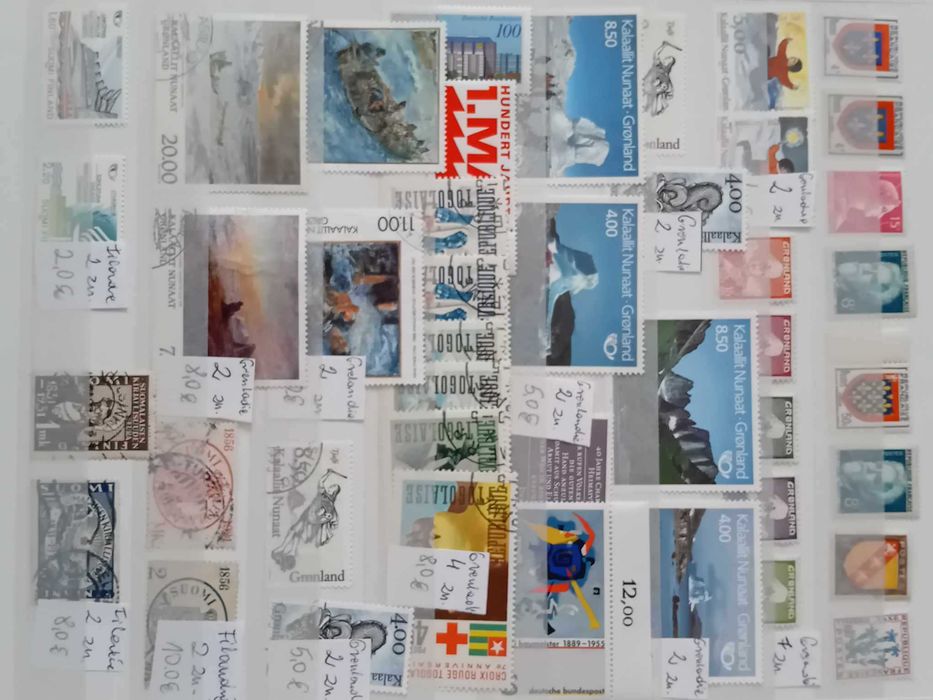 Sprzedam album  z bloczkami i znaczkami