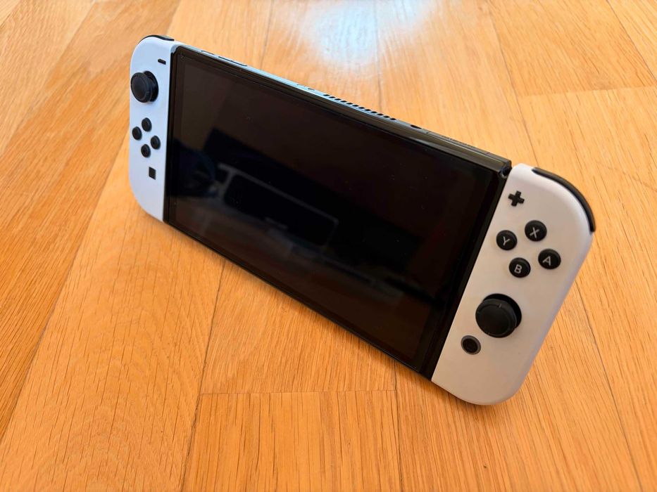 Nintendo Switch Oled, Gry + dodatki