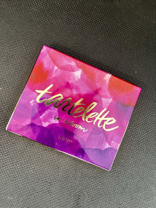 Тени Tartalette професійні