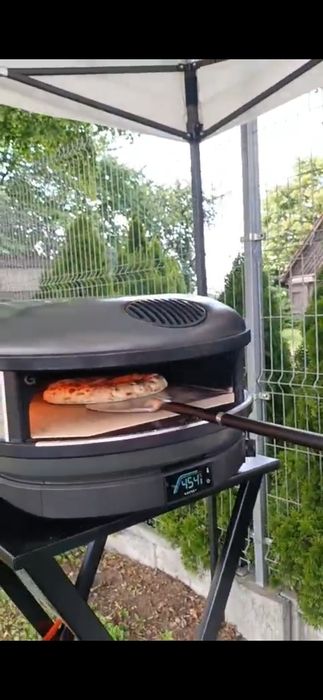 Pizza z pieca na Twoim przyjeciu Live cooking catering