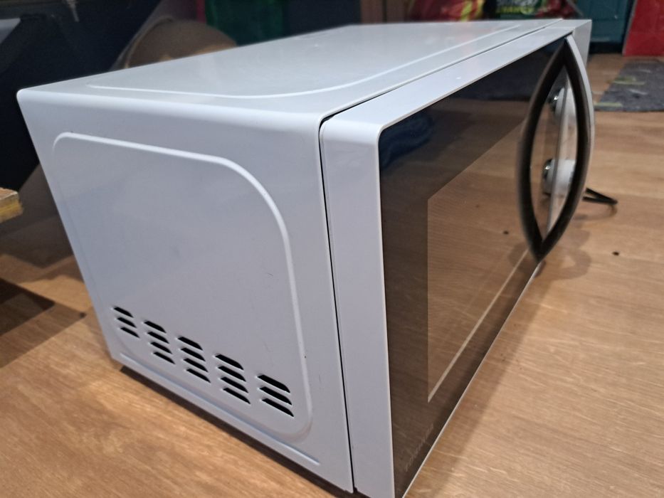 Mikrofalówka TOSHIBA