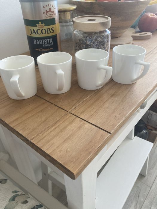 Malutkie filiżanki do espresso