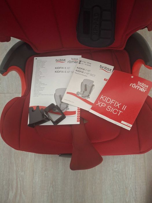 Cadeira Chicco Eletta Comfort  e Britax Romer KIDFIX II XP SICT