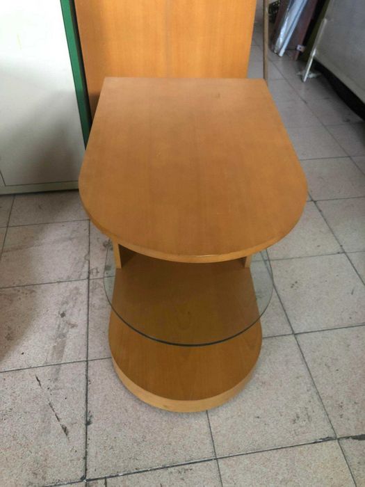 2 moveis expositores /apoio para loja