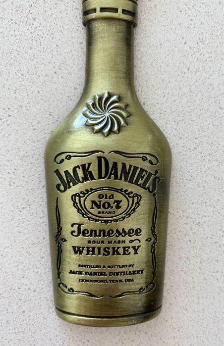 JACK DANIELS - Abre Caricas e Iman / Magnet424021852098416641