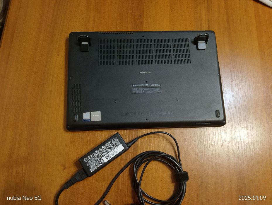 Ноутбук DELL latitude 5580