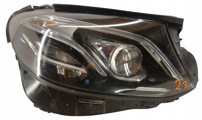 Mercedes E klasa W213 213 LED reflektor lampa prawa przednia przód