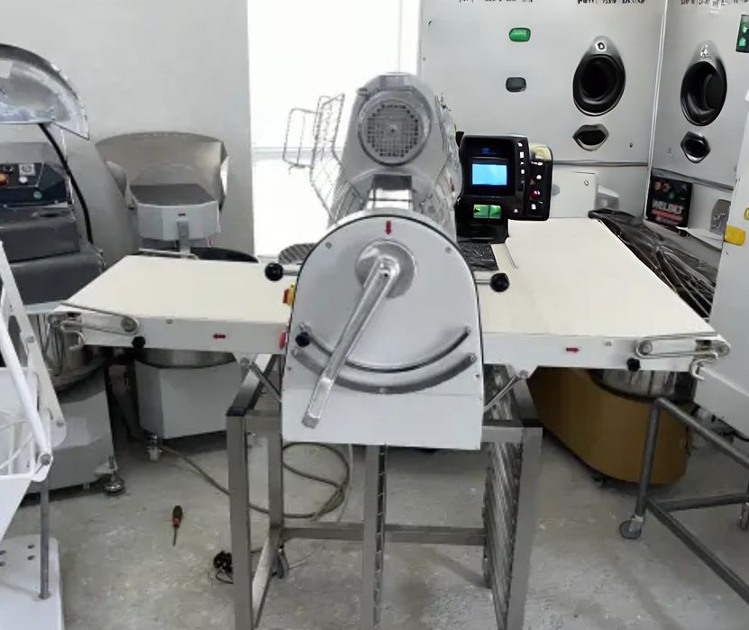 Тестораскатка 2шт  Bongard SF600L и настольная раскатка теста Mac Pan