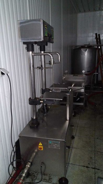 Conjunto Enchedora de Azeite IFAMENSA + Depósito inox