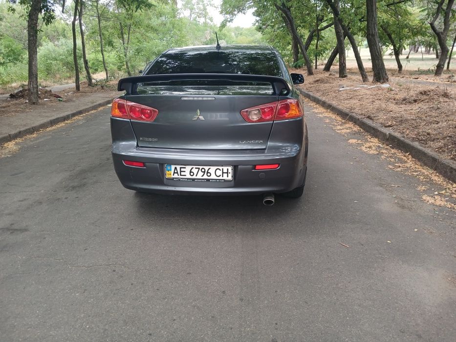 Продам lancer 2.0 акпп газ /бензин