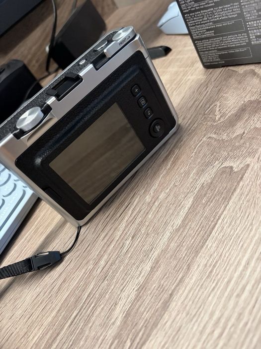 instax mini evo