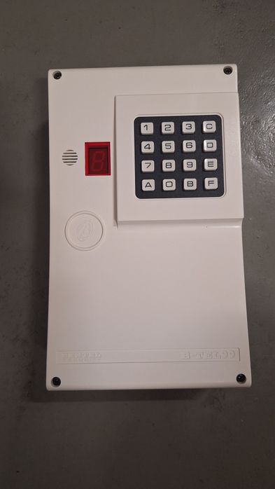 Bentel B-TEL99 – Avisador Telefónico de Alarme (2 canais) – Novo na Caixa