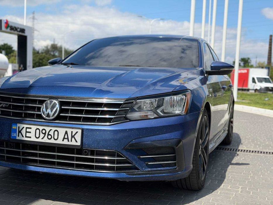 Продам Volkswagen Passat 2017 R-Line