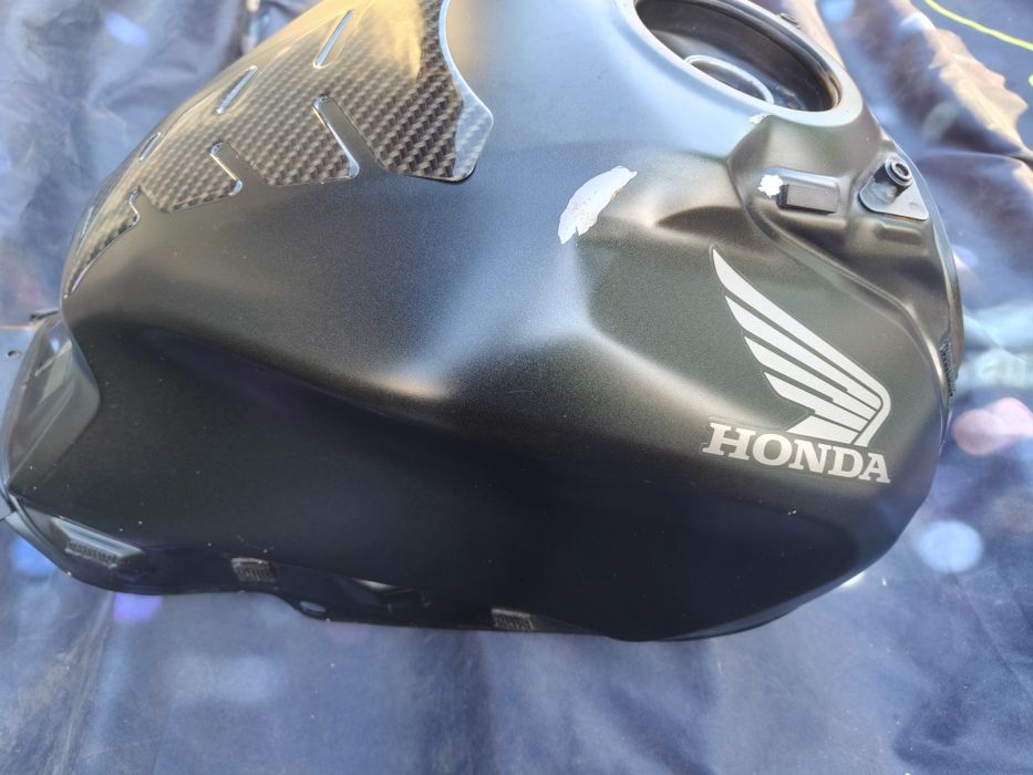 Honda cb 650r zbiornik bak