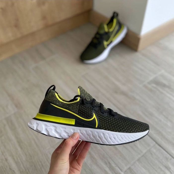 Nike React Infinity Run Flyknit