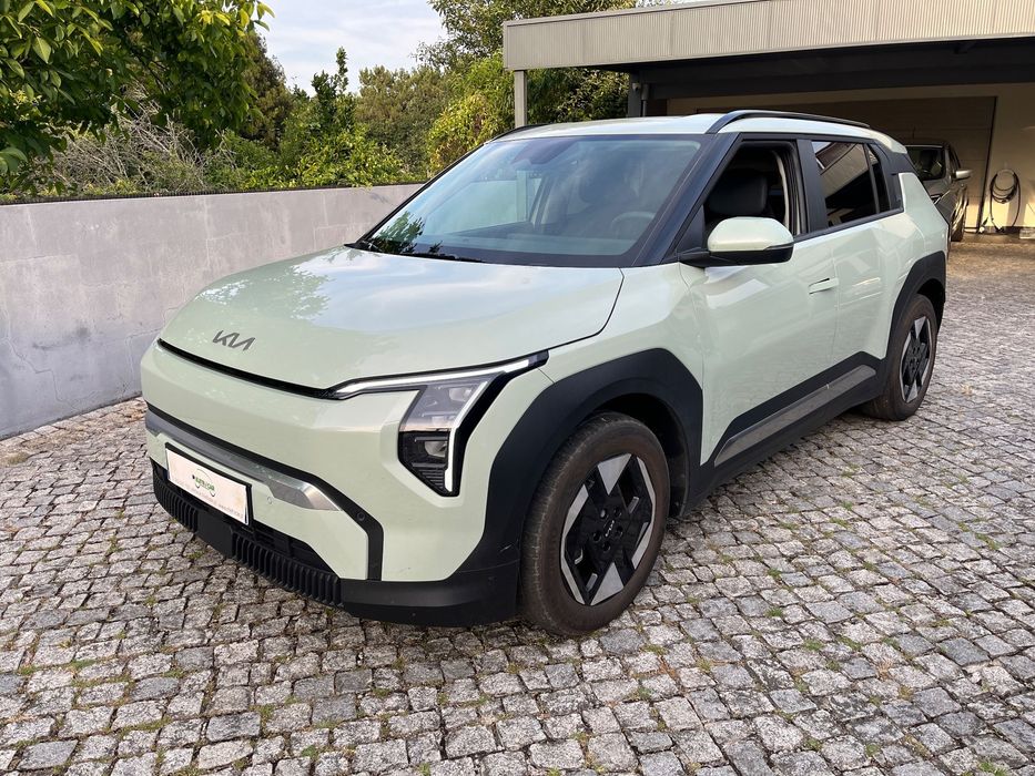Kia EV3 81,4-kWh AWD Earth